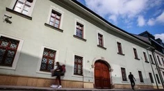 Získal zákazku za tri milióny eur. Zistili, s ktorým ministrom sa pozná