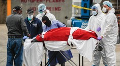 Sedem percent obetí COVID-19 nemalo žiadne pridružené ochorenie