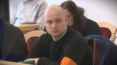 Na súde skúmali duševné zdravie muža, ktorý za bieleho dňa v Banskej Bystrici napadol nožom dve žiačky