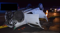 FOTO: Nočná nehoda za Braniskom. Zrážka s dôchodcom na Dácii mala pre rodinu z Litvy mimoriadne tragické následky