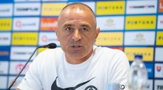 Bez Valjenta, so Strelcom. Calzona na záver kvalifikácie nominoval až 30 hráčov