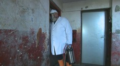 Bez osobných vecí museli opustiť domov. Viac ako 400 ľuďom v Nitre zamorili ich bydlisko vši a šváby