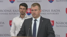 Filip Kuffa trvá na tom, že farmárov nebil. Dôkaz o alibi však ukázať nechce