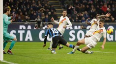 Inter iba remizoval s AS Rím a môže prísť o post lídra tabuľky