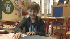 Zázračný chlapec Jožko. Napriek tomu, že ledva vidí, vyhráva matematické súťaže