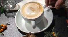 Tekvicové halušky so slaninou a kyslou smotanou s tymiánom