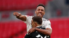 Arsenal Londýn získal anglický superpohár