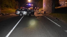 Náraz v 140-kilometrovej rýchlosti do stĺpa. Mladík (24) je po operácii vo vážnom stave