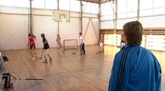 Pred voľbami sa našli milióny na nové telocvične