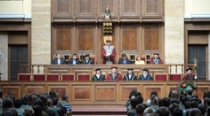 Vysoká škola bude môcť odobrať titul. Aj za plagiátorstvo