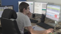 Nefungovali by bez nich nemocnice ani netiekla voda. Elektrárenskí dispečeri v izolácii čakajú na vakcínu