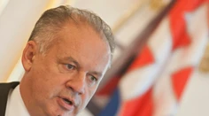 Prezident vrátil parlamentu novelu zákona upravujúcu platy zdravotníkov