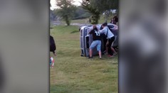 Opitý jazdil po stanovom mestečku na Domaši. Ľudia, ktorých ohrozoval, ho potrestali svojsky