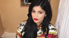 Ktorá verzia je krajšia? Osemnásťročná reality hviezda s mejkapom a bez