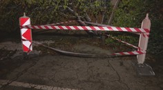 V bratislavskej Dúbravke sa ulicami valila voda. Najviac si to odnieslo gymnázium