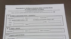 Zmätky s potvrdeniami zo školy: Riešenie ešte nenašli, musia sa dohodnúť ministri