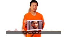 Japonskému rukojemníkovi sa kráti čas. Posledná zúfalá prosba matky