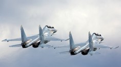 Čínske stíhačky sa "neprofesionálne" priblížili k americkému lietadlu