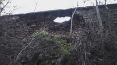 Vodiči na Soroške musia byť opatrní. Na viacerých miestach hrozí zosuv oporného múru