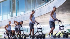 Ochrnutý Holanďan dokáže opäť kráčať. Vďačí za to mozgovým implantátom