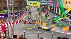 Jedna z najhrozivejších havárií v motošporte. Monopost vyletel zo zákruty ako stíhačka