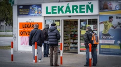Vláda predĺžila núdzový stav na ďalších 40 dní