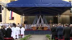 Kňazi či ľudia z obce, ktorú vypálili fašisti: Aj tu Kotleba bodoval