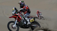Víťazom motocyklov Metge, medzi automobilmi triumfoval Al-Attiyah