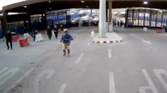 VIDEO: Muž s nožom zaútočil v Španielsku na policajta a kričal Alláhu akbar