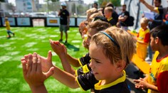 Vzory rozdávali podpisy, mladé talenty ukázali triedu. Futbal v meste bavil Prešov