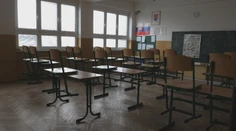 Žiaci 2. stupňa sú doma už mesiace. Strácajú školské návyky a viac voľného času im neprospieva