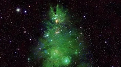 NASA zverejnila unikátnu snímku. Vo vzdialenom vesmíre objavila symbol Vianoc