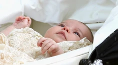 Charlotte má len 4 mesiace. Pre Britániu už zarobila miliardy