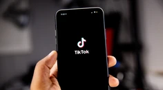 Biely dom podporil návrh zákona o úplnom zákaze aplikácie TikTok