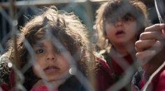 Európa stojí na pokraji humanitárnej krízy. V Grécku uviazlo vyše 7000 migrantov