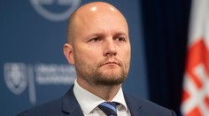 Ministerstvo obrany čelí silnému kybernetickému útoku, prihlásili sa k nemu Rusi