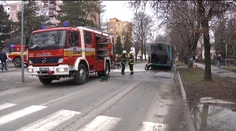 V Michalovciach horel autobus, hasiči však boli nablízku