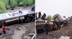 OBRAZOM: V Rusku sa uprostred bažiny vykoľajil osobný vlak, hlásia obete aj desiatky zranených