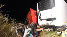 Pri nehode mikrobusu zahynulo 11 ľudí