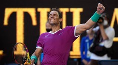 Nadal po päťsetovej bitke zdolal Shapovalova a v semifinále vyzve Berrettiniho