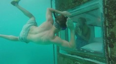 Podmorský hotel pre zamilovaných. Páčilo by sa vám takéto ubytovanie?