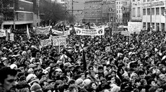 OBRAZOM: Nežná revolúcia a to, čo sa dialo po nej