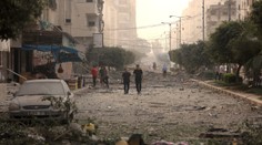 Hamas drží možno až 150 rukojemníkov. Izraelská armáda o tom informovala ich rodiny