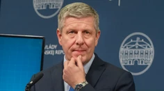Lengvarský chce skončiť na ministerstve zdravotníctva. „Pre pochybnosti o výkone mojej práce,“ zdôvodnil
