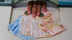 Bazáre v Turecku ešte nikdy neboli také lacné. Mena slabne a ekonomika sa rozpadá