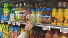 Nealko nápoje s pridaným cukrom budú drahšie. Dotkne sa to viacerých produktov