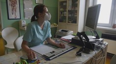 Zabuchnuté dvere ambulancií: Už ani poisťovne nevedia pacientom pomôcť pri hľadaní lekára