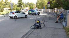 Nešťastná zrážka bicykla a auta na križovatke v Senci. Vyžiadala si život 75-ročného cyklistu