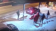 Zábery, ktoré pripomínajú Dědečka na Zochovej. V Oščadnici chýbali k tragédii centimetre a rýchlosť