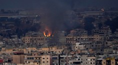 Izrael nepoľavuje. V noci uskutočnil útoky na desiatky cieľov Hizballáhu